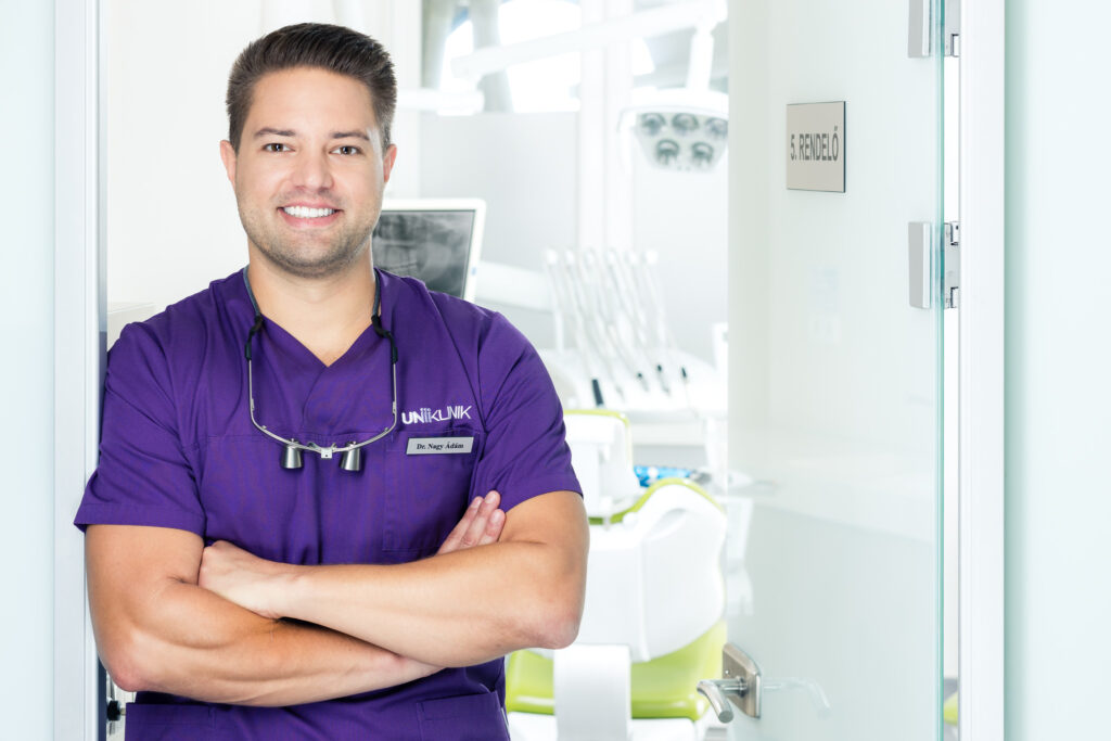 mi az a direkt héj és hogyan kezeli egy fogorvosunk, ezt mutatja be a kép